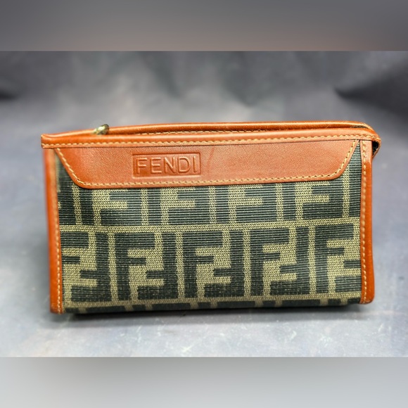 Vintage FENDI Zucca Pouch Purse Canvas Leather Brown Zip Top - Picture 1 of 11